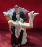 unique-funny-wedding-cake-toppers.jpg
